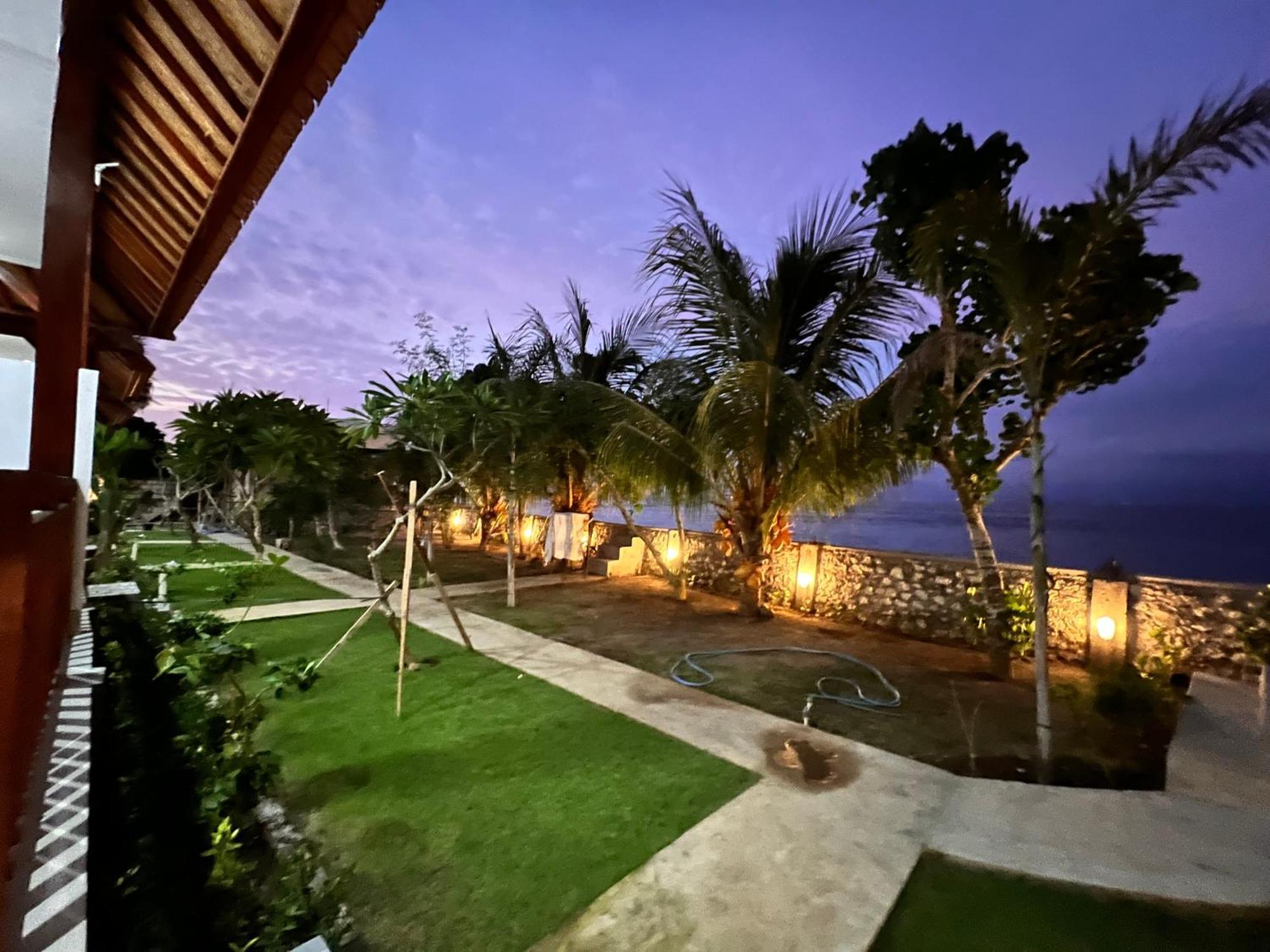 Penyon Beach House Ped Exterior photo